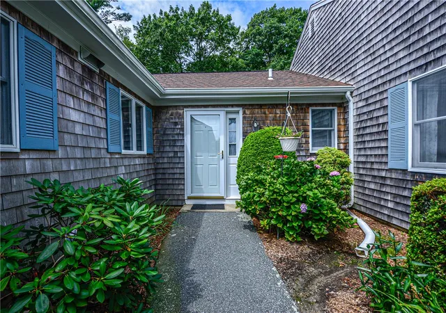Photo 3 of Sale Pending at 62 Cornell Dr, Portsmouth, RI 02871 | MLS# 1421001 | Listing updated on 2026-09-19
