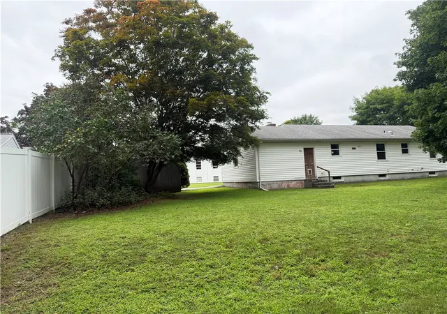 Photo 2 of Single family home for sale at 38 Ann Ln, North Kingstown, RI 02852 | MLS# 1420813 | Listing updated on 2026-10-03