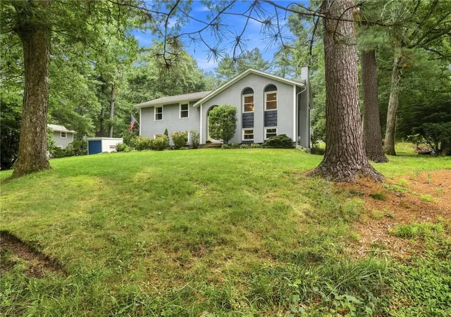 Photo 3 of Sale Pending at 119 Wood Cvs Dr, Coventry, RI 02816 | MLS# 1421040 | Listing updated on 2026-09-21