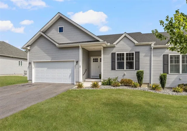 Condo for sale at 107 Old River Rd #49, Lincoln, RI 02865 | MLS# 1420920