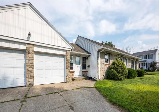 Photo 3 of Sale Pending at 200 Budlong Rd, Cranston, RI 02920 | MLS# 1420790 | Listing updated on 2026-09-11