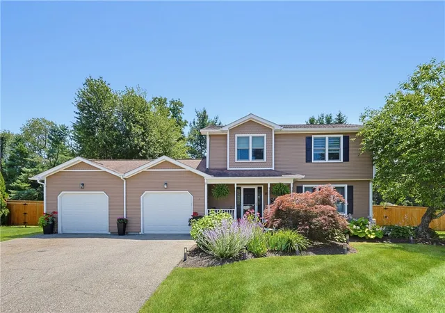 Photo 1 of Sale Pending at 16 Heritage Ct, Cranston, RI 02921 | MLS# 1420825 | Listing updated on 2026-09-02