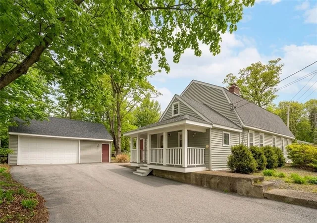 Photo 4 of Sale Pending at 182 Hines Rd, Cumberland, RI 02864 | MLS# 1421060 | Listing updated on 2026-10-07