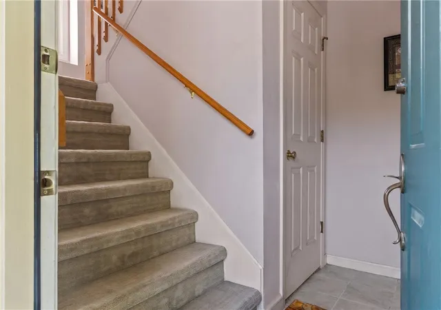 Photo 4 of Sale Pending at 89 Scenic Dr #89, West Warwick, RI 02893 | MLS# 1420847 | Listing updated on 2026-09-03