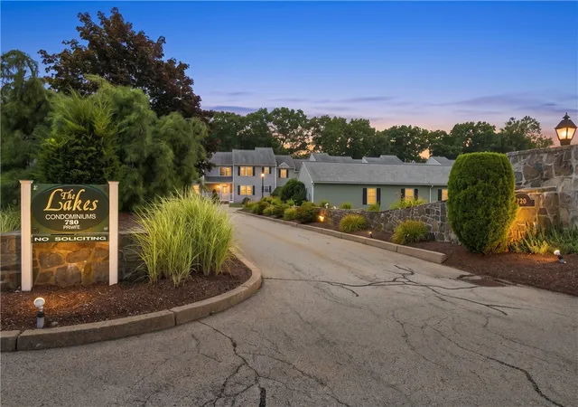 Condo for sale at 720 Putnam Pike #704, Greenville, RI 02828 | MLS# 1421200
