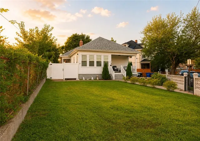 Photo 2 of Sale Pending at 6 Warwick Rd, Pawtucket, RI 02861 | MLS# 1421267 | Listing updated on 2026-09-11
