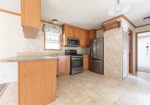 Photo 3 of Sale Pending at 979 Toll Gate Rd, Warwick, RI 02886 | MLS# 1421281 | Listing updated on 2026-09-01