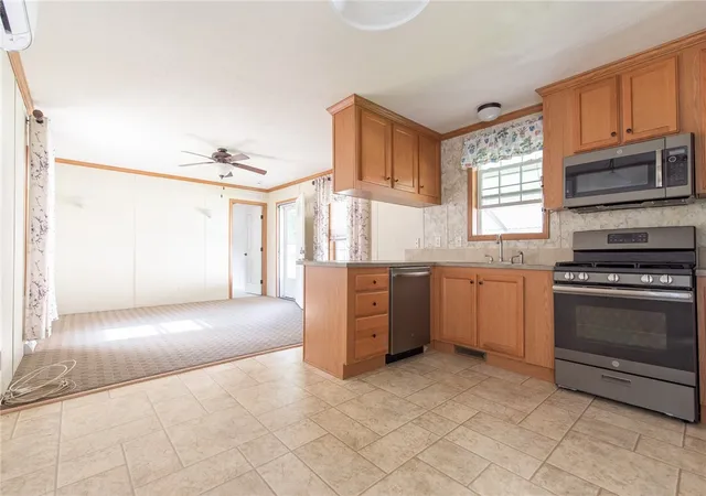 Photo 4 of Sale Pending at 979 Toll Gate Rd, Warwick, RI 02886 | MLS# 1421281 | Listing updated on 2026-09-01