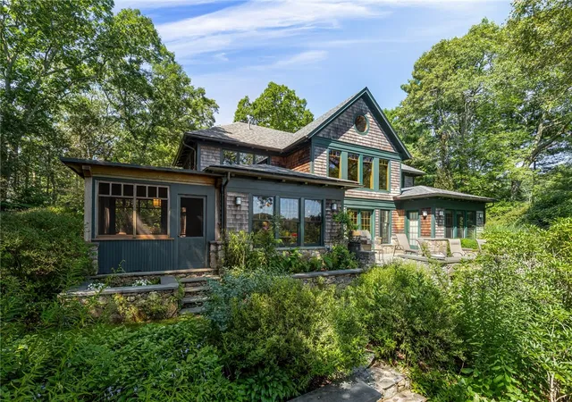 Photo 3 of Single family home for sale at 84 Barbers Pond Rd, South Kingstown, RI 02892 | MLS# 1417953 | Listing updated on 2026-10-07