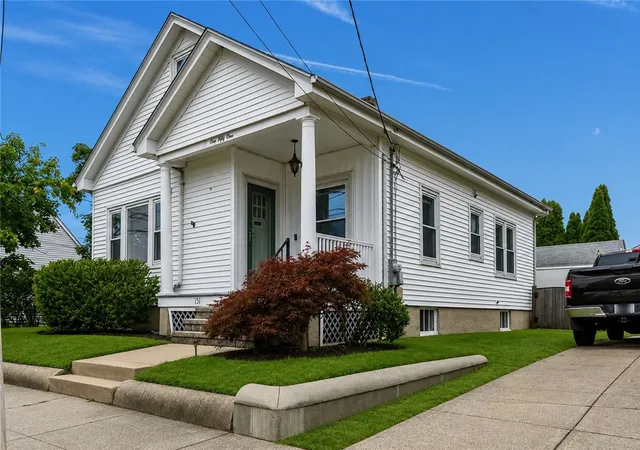 Photo 3 of Sale Pending at 151 Bloomfield St, Pawtucket, RI 02861 | MLS# 1420227 | Listing updated on 2026-09-07