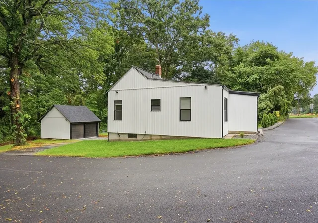 Photo 37 of Single family home for sale at 3100 County Trl, East Greenwich, RI 02818 | MLS# 1421408 | Listing updated on 2026-09-04
