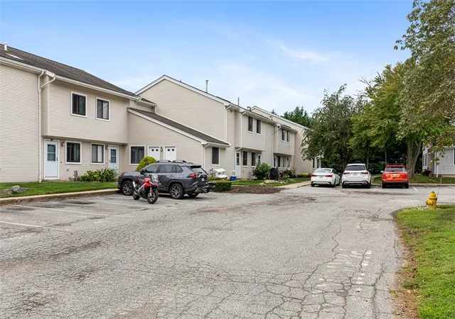Photo 3 of Sale Pending at 66 Girard Ave #223, Newport, RI 02840 | MLS# 1421407 | Listing updated on 2026-09-27