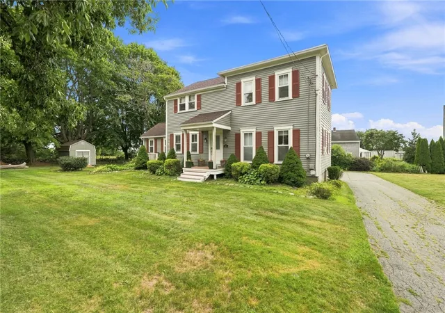 Photo 2 of Sale Pending at 481 Oliphant Ln, Middletown, RI 02842 | MLS# 1421417 | Listing updated on 2026-09-24