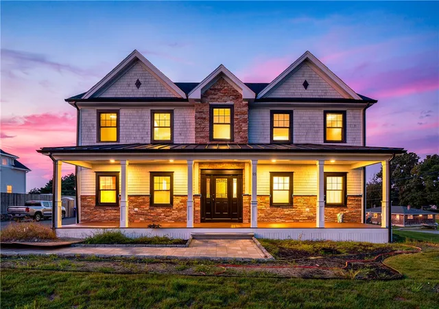 Photo 1 of Single family home for sale at 95 W Main Rd, Portsmouth, RI 02871 | MLS# 1421269 | Listing updated on 2026-09-09