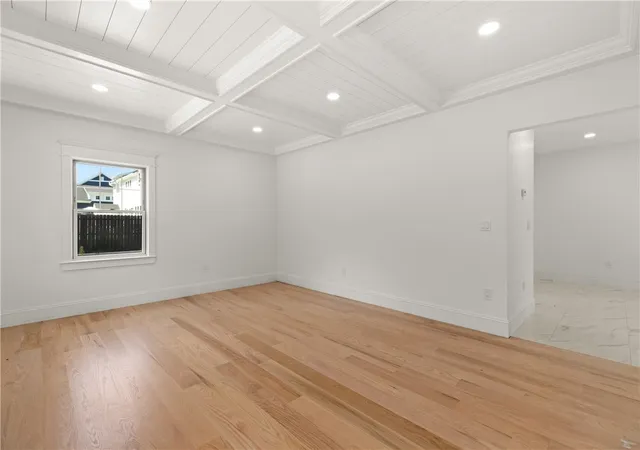 Photo 4 of Single family home for sale at 95 W Main Rd, Portsmouth, RI 02871 | MLS# 1421269 | Listing updated on 2026-09-21