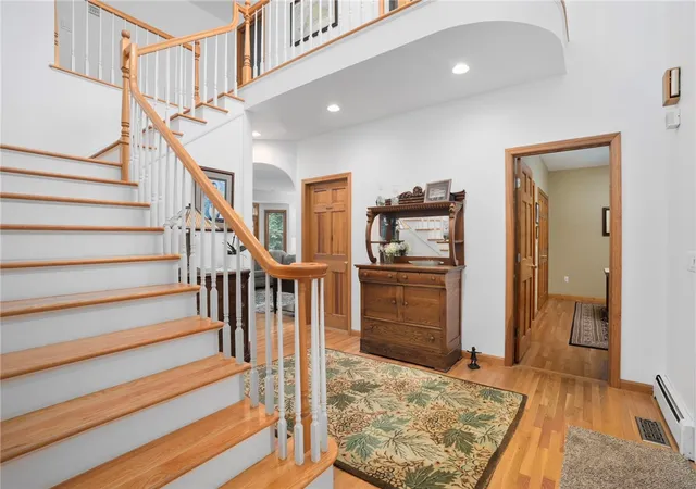 Photo 4 of Single family home for sale at 35 Great Rd, Barrington, RI 02806 | MLS# 1421083 | Listing updated on 2026-09-13