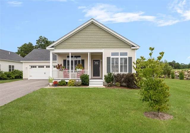 Condo for sale at 156 Driver Ln, South Kingstown, RI 02879 | MLS# 1421471