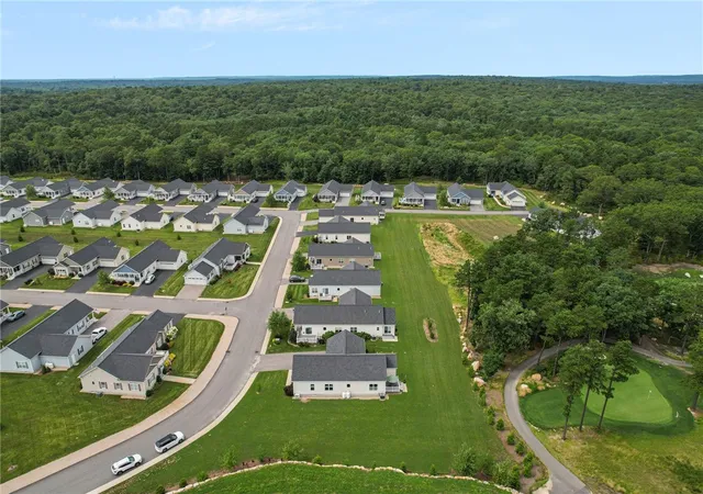 Photo 4 of Condo for sale at 156 Driver Ln, South Kingstown, RI 02879 | MLS# 1421471 | Listing updated on 2026-10-06