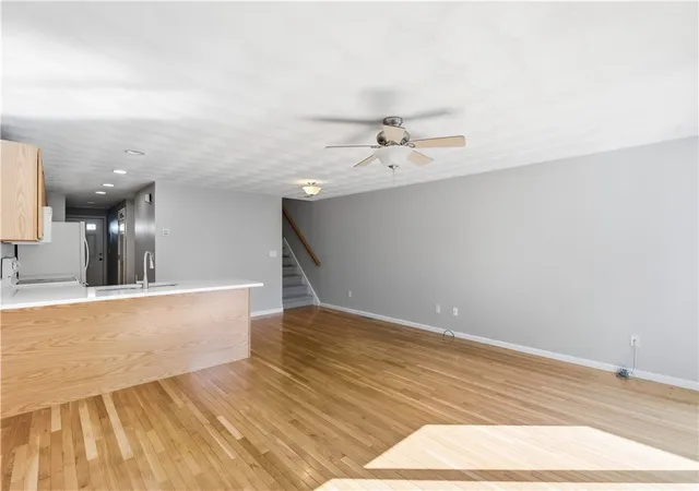 Photo 3 of Sale Pending at 572 Smithfield Rd #16, North Providence, RI 02904 | MLS# 1421037 | Listing updated on 2026-09-21