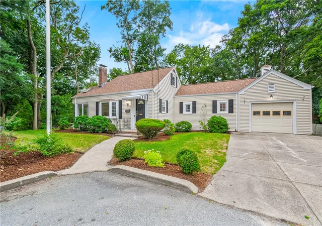 Photo 3 of Single family home for sale at 110 Ausdale Rd, Cranston, RI 02910 | MLS# 1421563 | Listing updated on 2026-09-07