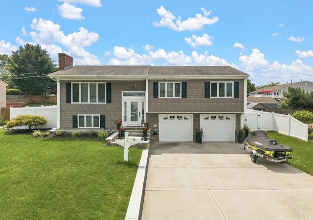 Photo 1 of Sale Pending at 5 Kent Ave, East Providence, RI 02914 | MLS# 1421574 | Listing updated on 2026-10-13