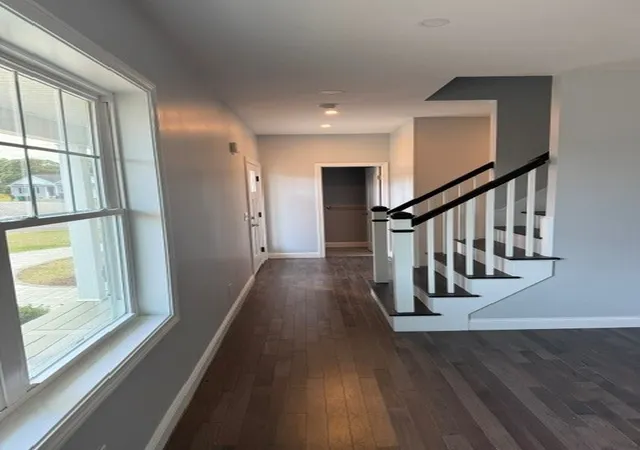 Photo 3 of Single family home for sale at 6 Christopher Rhodes Wy, Warwick, RI 02888 | MLS# 1421628 | Listing updated on 2026-09-06