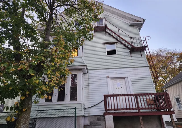 Photo 2 of Multi family home for sale at 132 Putnam St, Providence, RI 02909 | MLS# 1421647 | Listing updated on 2026-09-06