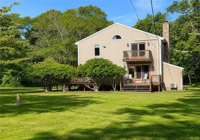 Photo 2 of Single family home for sale at 027 Sunset Hill Ave, Portsmouth, RI 02872 | MLS# 1421685 | Listing updated on 2026-09-06