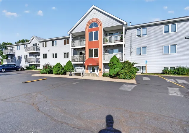 Photo 3 of Condo for sale at 728 Beverage Hill Ave #17, Pawtucket, RI 02861 | MLS# 1421692 | Listing updated on 2026-09-28