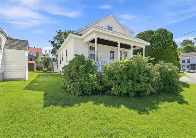 Photo 2 of Single family home for sale at 7 Old Whipple St, Cumberland, RI 02864 | MLS# 1421498 | Listing updated on 2026-09-14