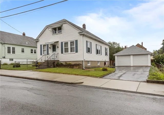 Photo 2 of Sale Pending at 33 Hillcrest Ave, Pawtucket, RI 02860 | MLS# 1420776 | Listing updated on 2026-09-07