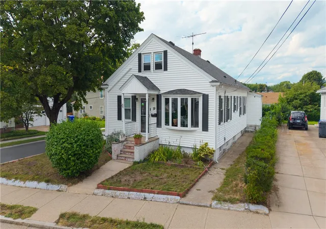Photo 1 of Single family home for sale at 39 Bolton Ave, Providence, RI 02908 | MLS# 1421536 | Listing updated on 2026-09-12