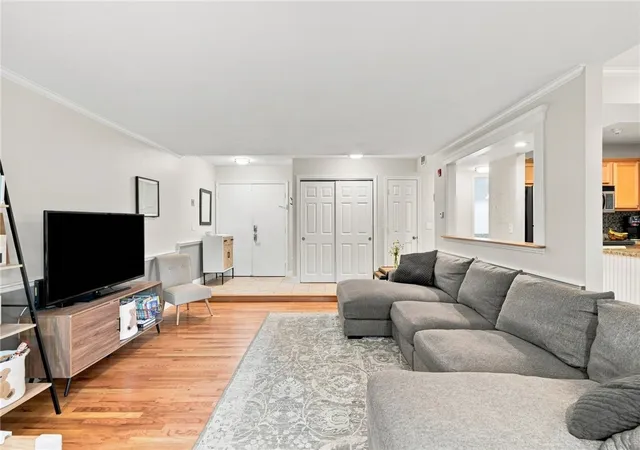Photo 4 of Sale Pending at 125 Van Zandt Ave #201, Newport, RI 02840 | MLS# 1421400 | Listing updated on 2026-10-22