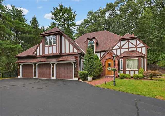 Photo 1 of Single family home for sale at 34 Georgiana Dr, Cumberland, RI 02864 | MLS# 1421645 | Listing updated on 2026-10-06