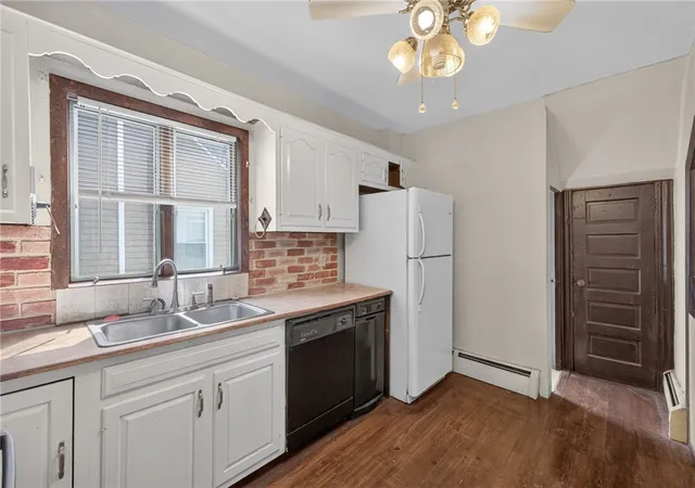 Photo 3 of Sale Pending at 138 Chaplin St, Pawtucket, RI 02861 | MLS# 1421760 | Listing updated on 2026-09-29