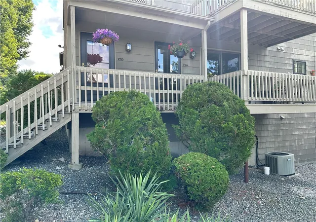 Photo 3 of Sale Pending at 2709 Pinewood Dr, Smithfield, RI 02917 | MLS# 1421565 | Listing updated on 2026-09-07