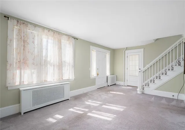 Photo 4 of Single family home for sale at 265 Adams St, Warwick, RI 02888 | MLS# 1421508 | Listing updated on 2026-09-08