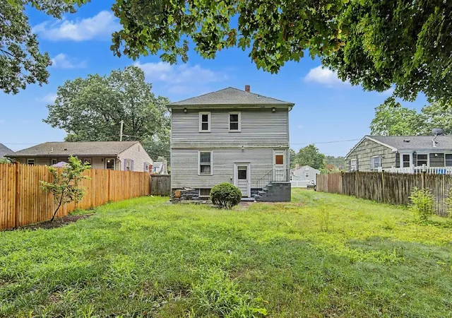 Photo 3 of Multi family home for sale at 69 Hull St, Warwick, RI 02888 | MLS# 1421805 | Listing updated on 2026-09-29