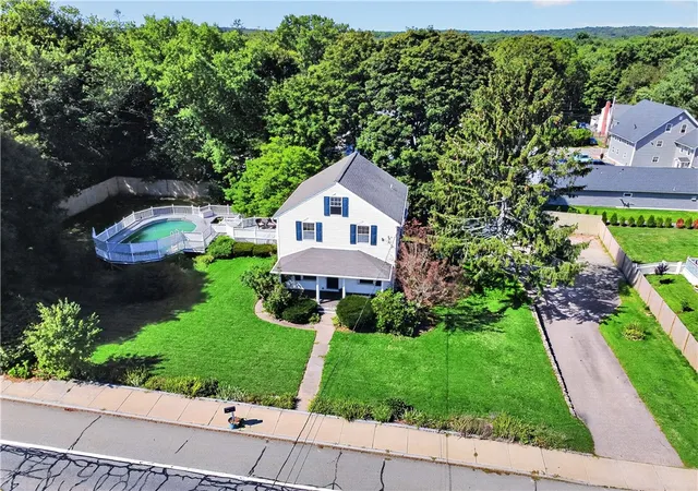 Photo 2 of Sale Pending at 392 Bradford Rd, Westerly, RI 02808 | MLS# 1421822 | Listing updated on 2026-09-14