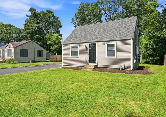 Photo 2 of Sale Pending at 53 Pell Ave, Warwick, RI 02888 | MLS# 1421803 | Listing updated on 2026-09-30