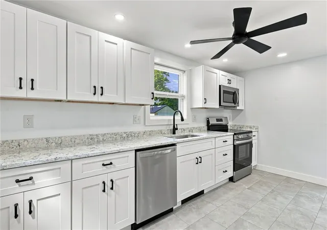 Photo 3 of Sale Pending at 53 Pell Ave, Warwick, RI 02888 | MLS# 1421803 | Listing updated on 2026-09-30