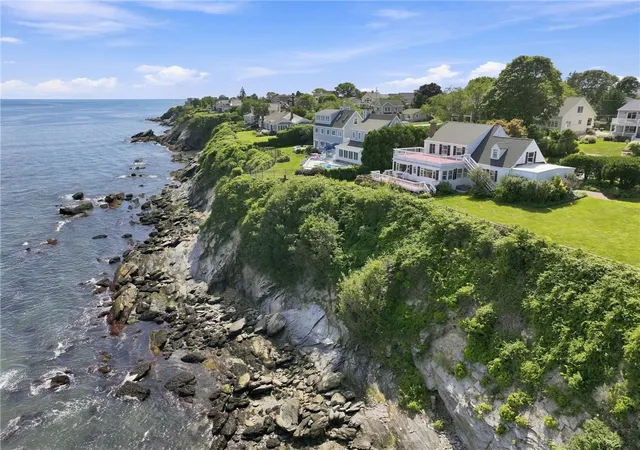 Photo 3 of Single family home for sale at 168 Colonel John Gardner Rd, Narragansett, RI 02882 | MLS# 1421772 | Listing updated on 2026-09-16