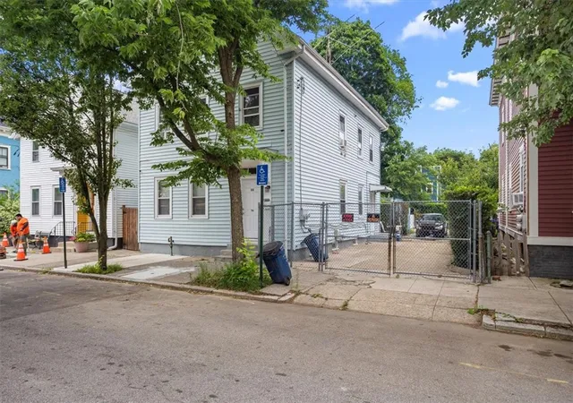 Multi family home for sale at 33 Wood St, Providence, RI 02907 | MLS# 1421908