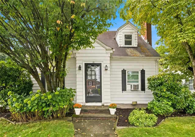 Photo 2 of Single family home for sale at 10 Justice St, Providence, RI 02908 | MLS# 1421871 | Listing updated on 2026-09-13