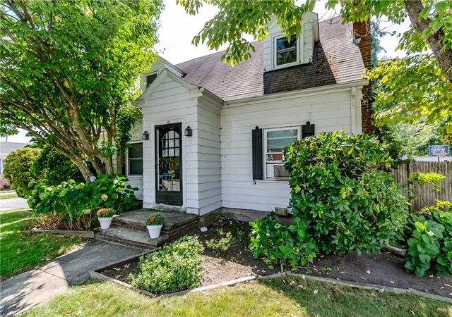 Photo 2 of Single family home for sale at 10 Justice St, Providence, RI 02908 | MLS# 1421871 | Listing updated on 2026-09-13