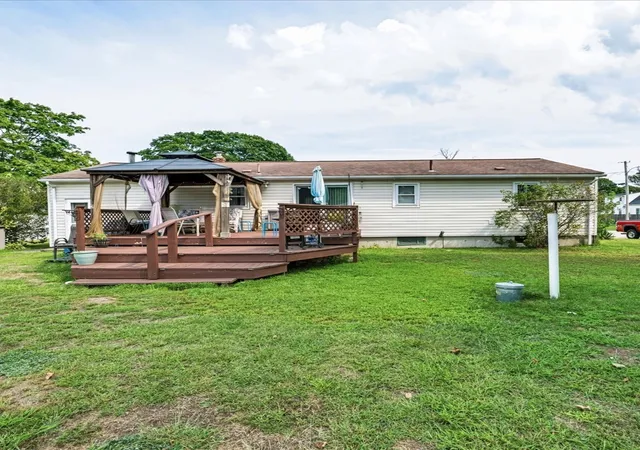 Photo 3 of Sale Pending at 16 Marigold Dr, Warwick, RI 02889 | MLS# 1421877 | Listing updated on 2026-09-27