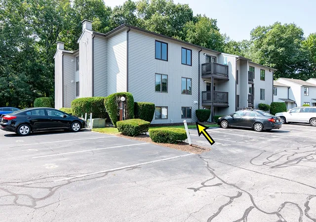 Photo 2 of Condo for sale at 39 Kristee Cir #39, West Warwick, RI 02893 | MLS# 1421930 | Listing updated on 2026-09-06
