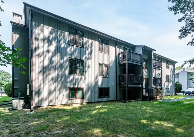 Photo 3 of Condo for sale at 39 Kristee Cir #39, West Warwick, RI 02893 | MLS# 1421930 | Listing updated on 2026-09-06