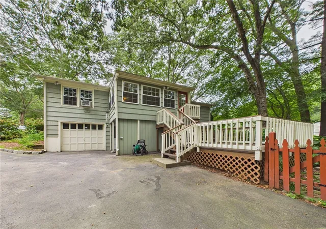 Photo 3 of Sale Pending at 77 Surrey Ln, North Kingstown, RI 02852 | MLS# 1421837 | Listing updated on 2026-09-09