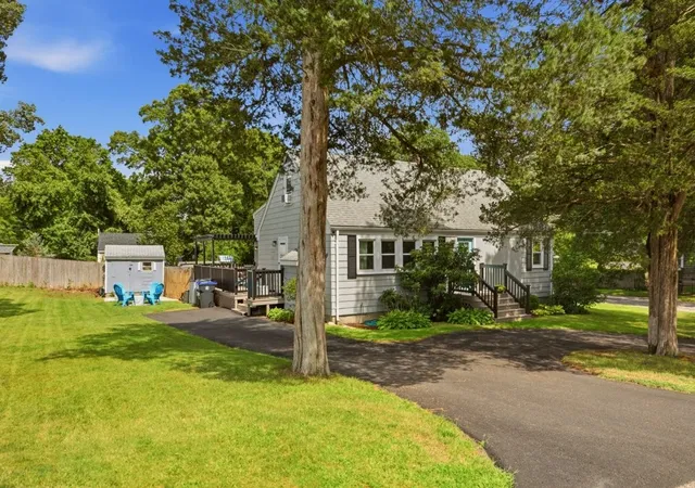 Photo 1 of Sale Pending at 20 Brook St, Barrington, RI 02806 | MLS# 1421935 | Listing updated on 2026-09-23
